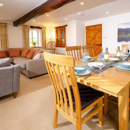 Barn End * Elterwater