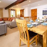 Barn End * Elterwater